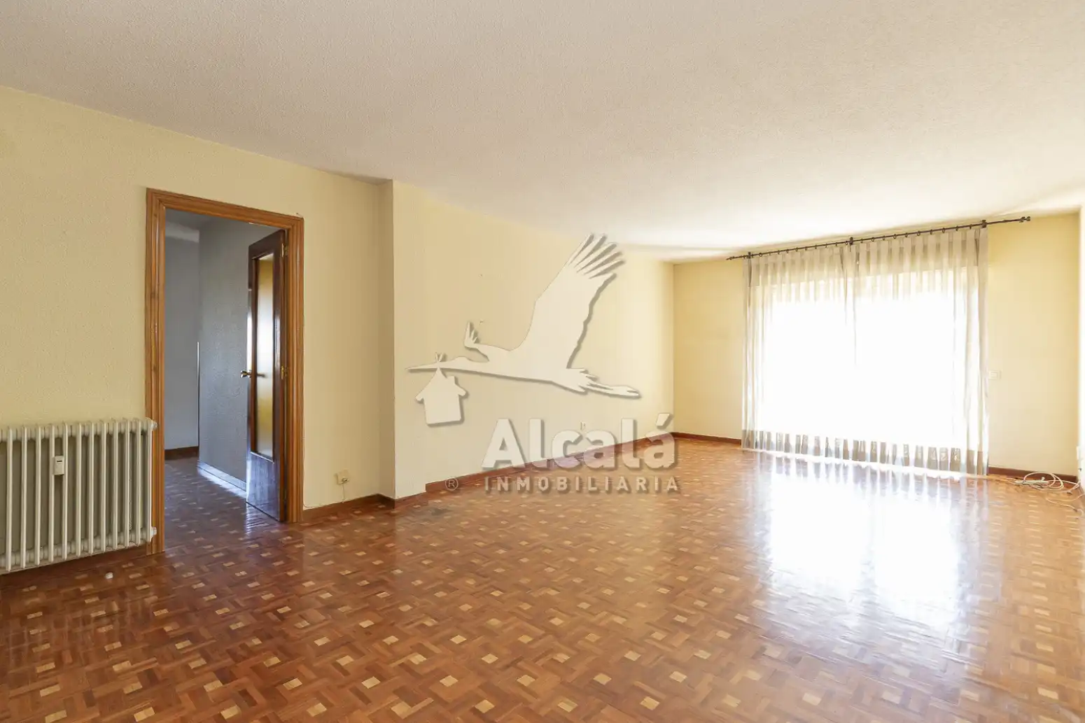 Habitación de Piso en venta en Alcalá de Henares con Calefacción, Parquet y Terraza