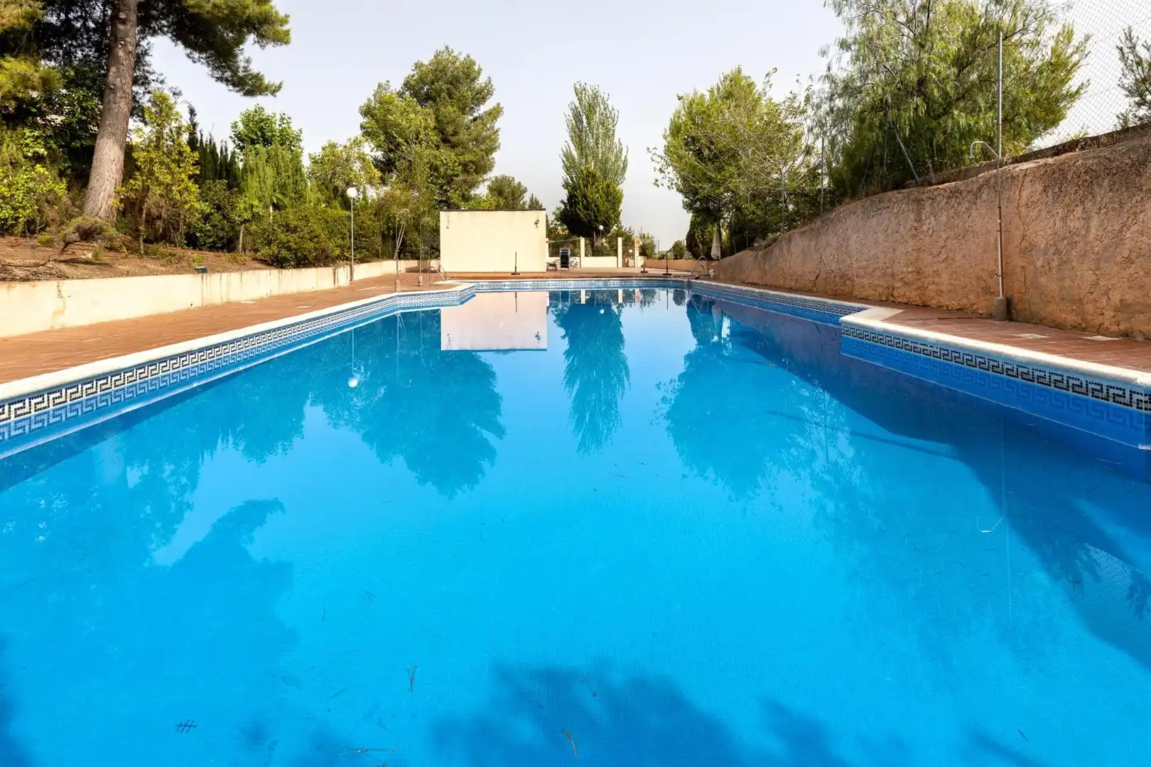 Schwimmbecken von Wohnung zum Verkauf in Granada mit Klimaanlage, Terrasse und Möbliert