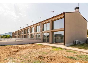 Maison avec jardin à vendre à Poble