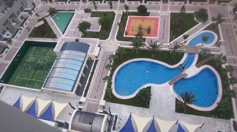 Foto 3 de Piso de alquiler en Avinguda de Les Corts Valencianes, 26, Barrio de Benicalap, Valencia Capital