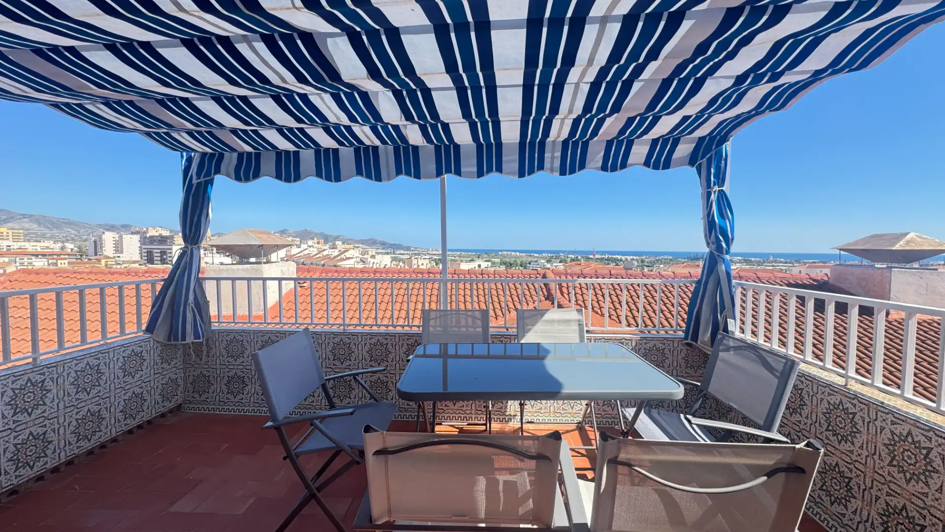 Terrasse von Wohnung zur Miete in Motril mit Klimaanlage, Parkett und Terrasse