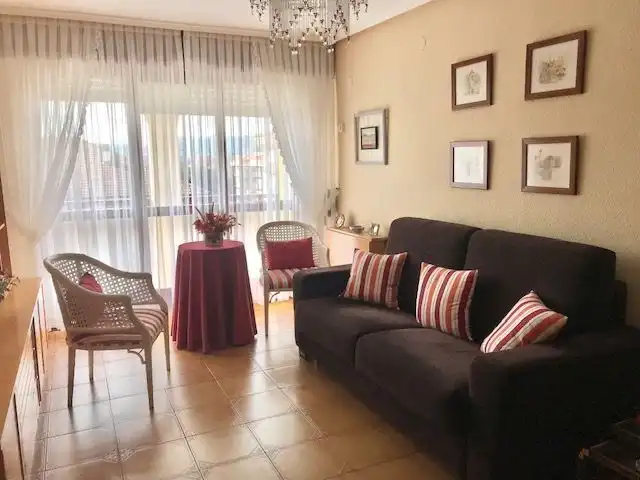 Sala d'estar de Dúplex en venda en Noja amb Calefacció i Terrassa