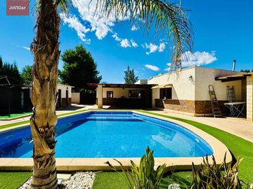 Villa avec piscine à vendre à Totana