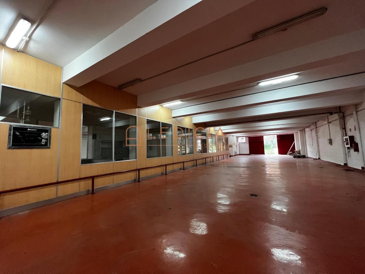 Nave industrial de alquiler en Redondela