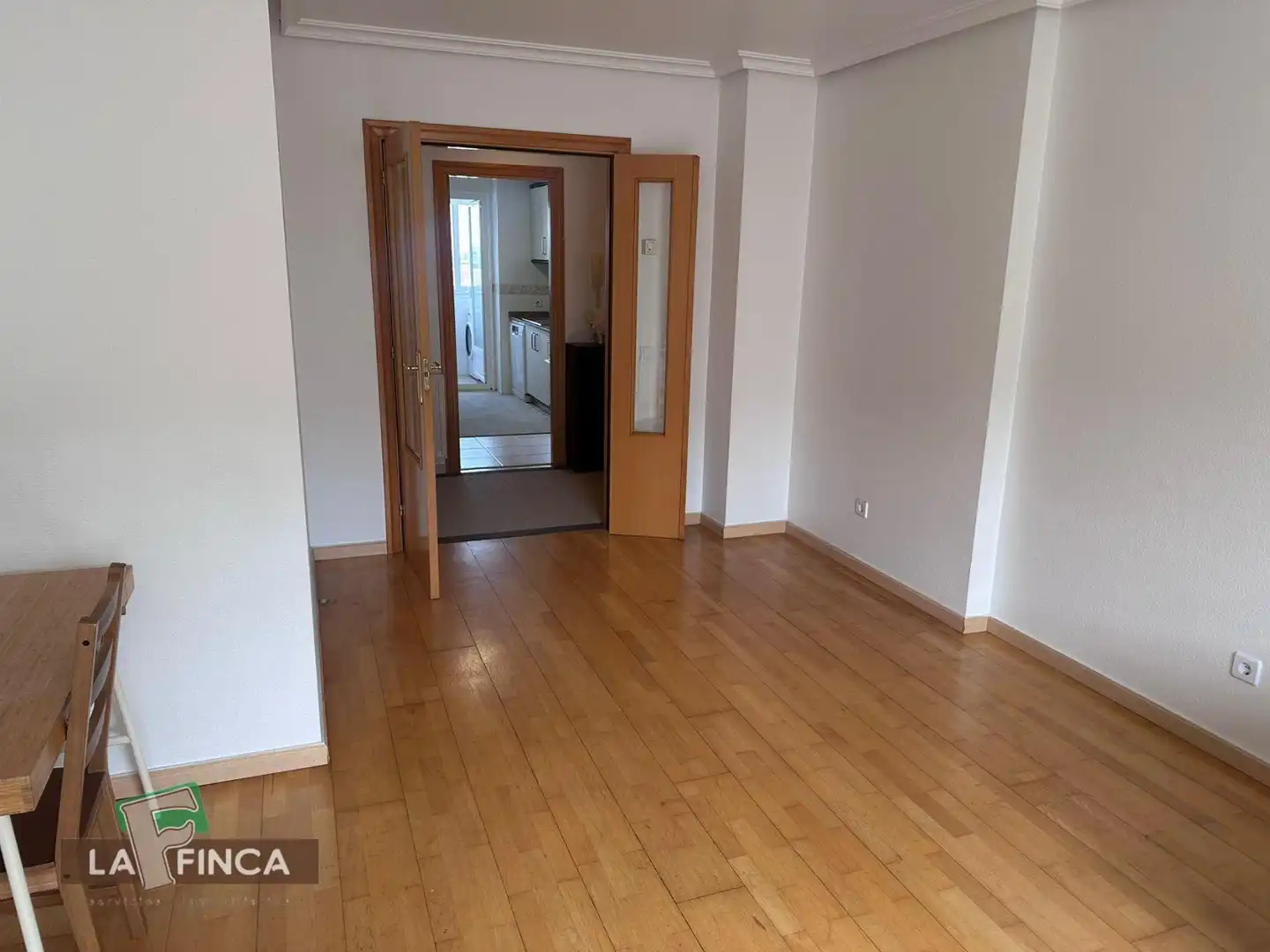 Pis en venda en Oviedo  amb Calefacció, Parquet i Traster