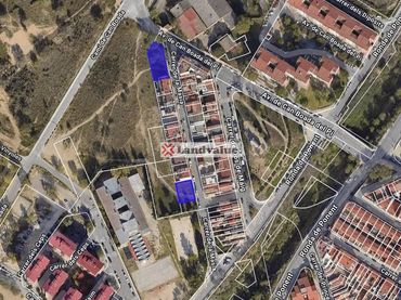 Terrenos y solares en venta en Carrer de la Masia 1 y 21
