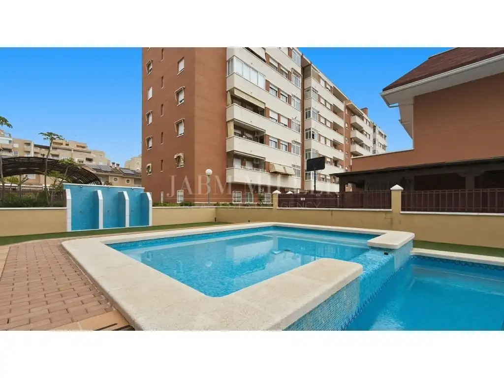 Vista exterior de Casa o chalet en venta en Elche / Elx con Aire acondicionado, Calefacción y Jardín privado