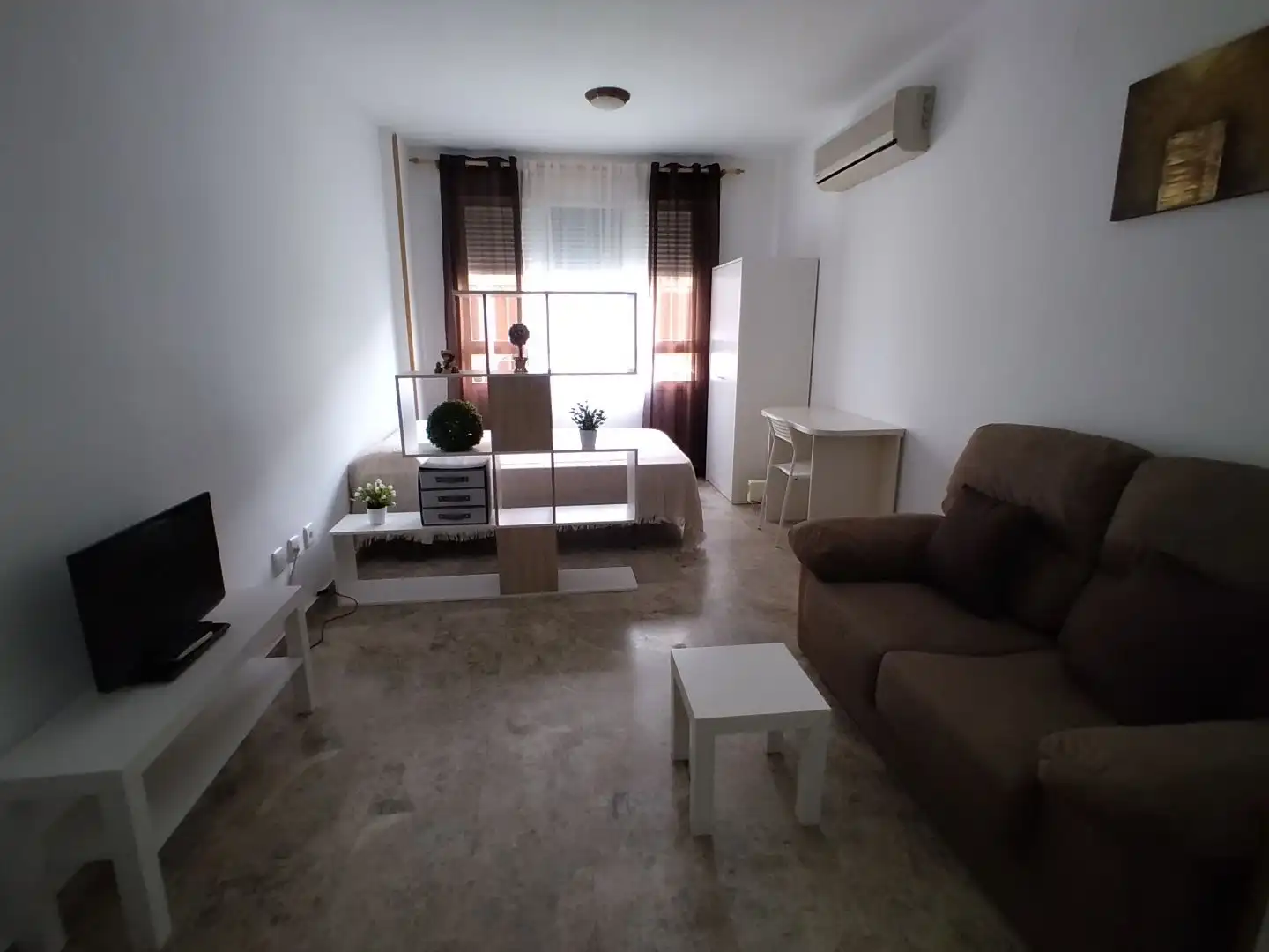 Wohnzimmer von Wohnung zur Miete in Ciudad Real mit Klimaanlage, Heizung und Möbliert