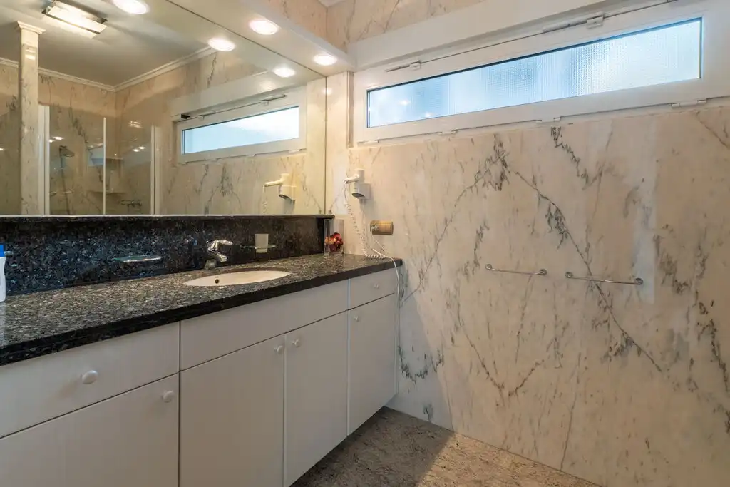 Bathroom of Houses for sale in Moraira  with Private garden and Swimming Pool