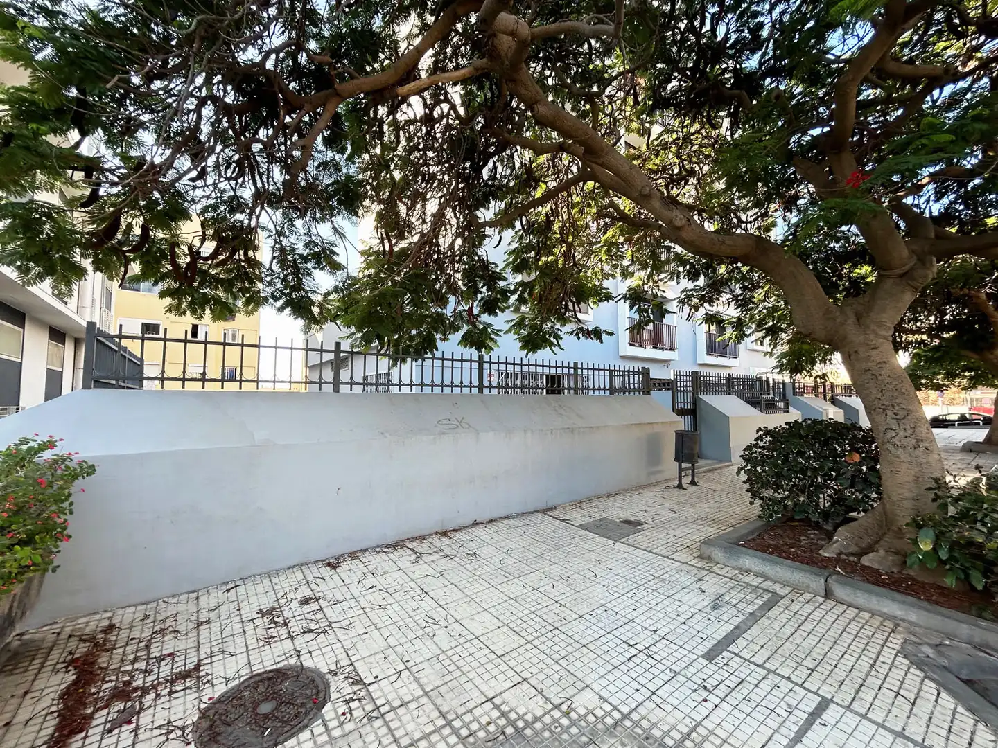 Vista exterior de Local en venta en Santa Cruz de Tenerife