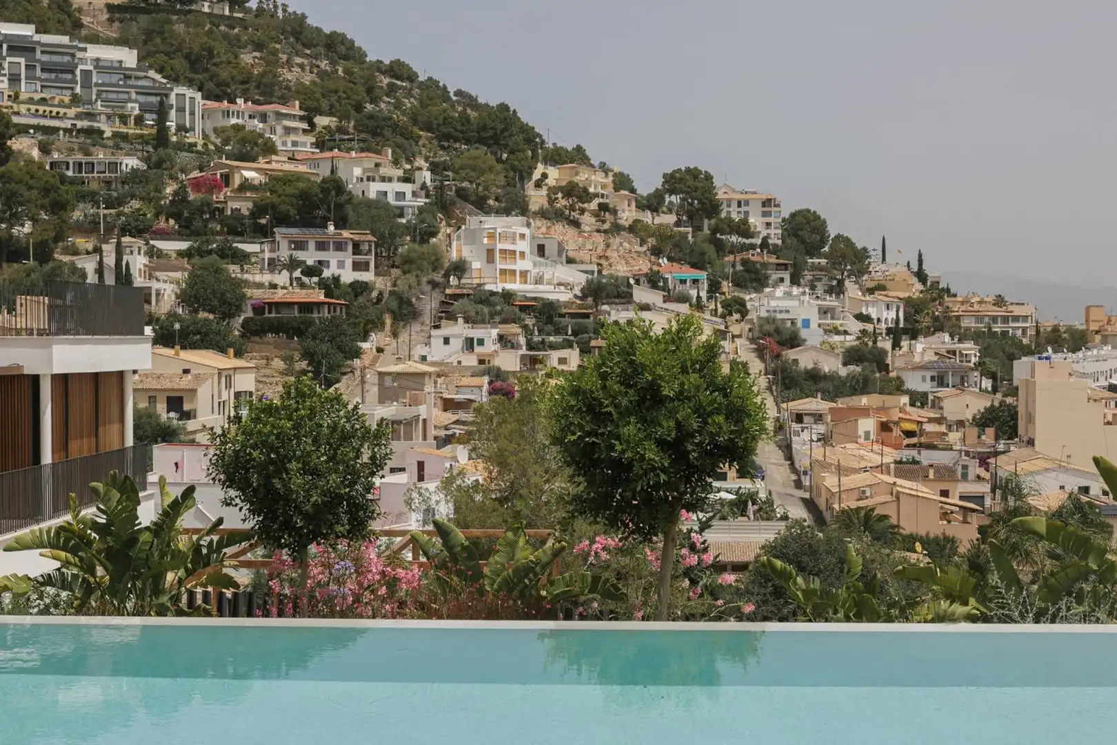 Vista exterior de Casa o xalet en venda en  Palma de Mallorca amb Terrassa