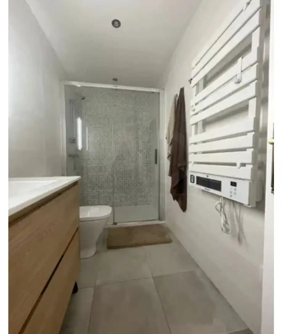 Baño de Piso en venta en Ferrol con Calefacción y Terraza