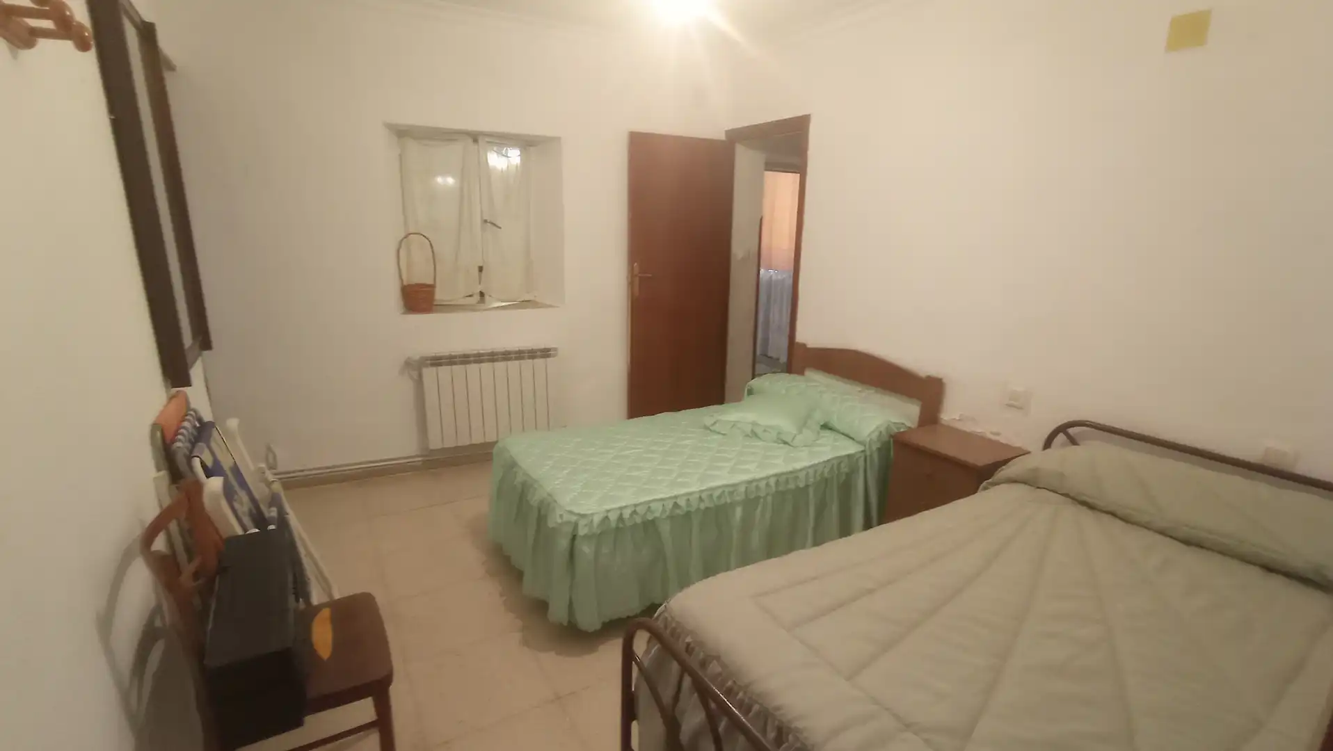 Habitación de Casa o chalet en venta en Corral de Calatrava con Calefacción, Trastero y Amueblado