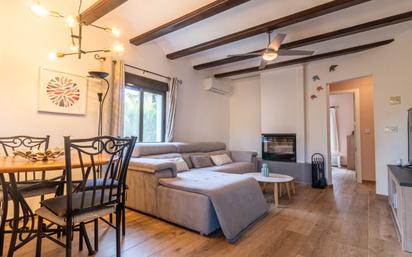 Sala d'estar de Casa o xalet en venda en Dénia amb Aire condicionat, Calefacció i Jardí privat