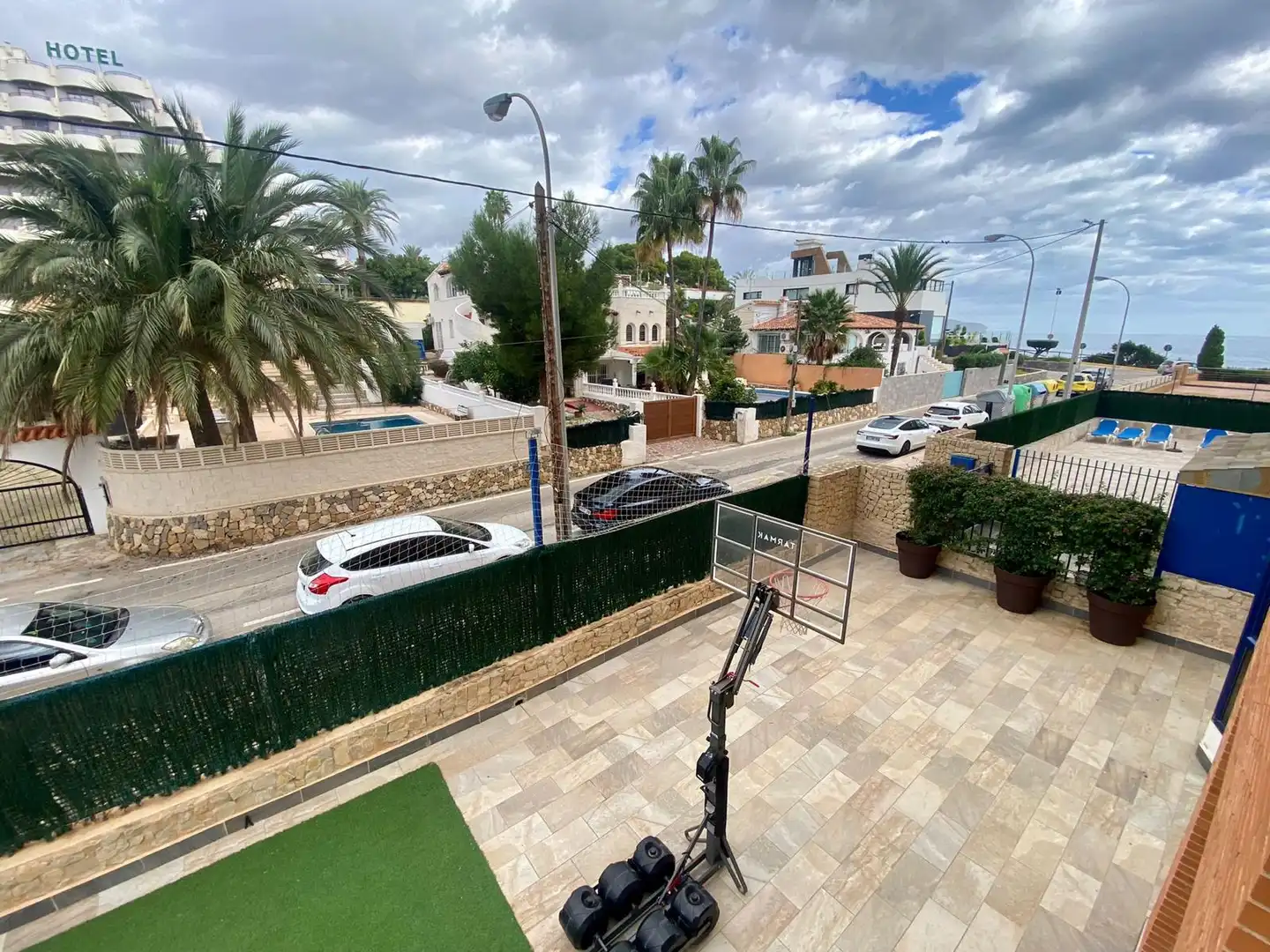 Außenansicht von Wohnungen zum Verkauf in Calpe / Calp mit Klimaanlage, Heizung und Privatgarten