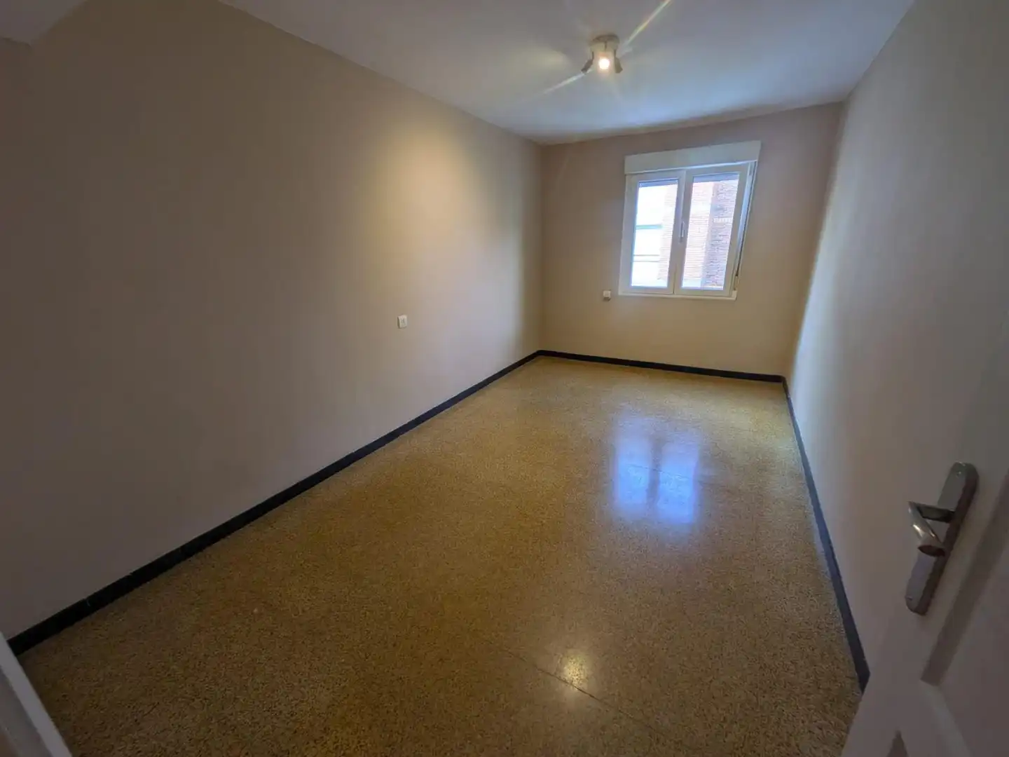 Schlafzimmer von Wohnung zur Miete in Gijón 