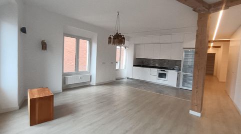 Photo 3 of Flat for rent in Calle Pasion, Centro, Valladolid Capital