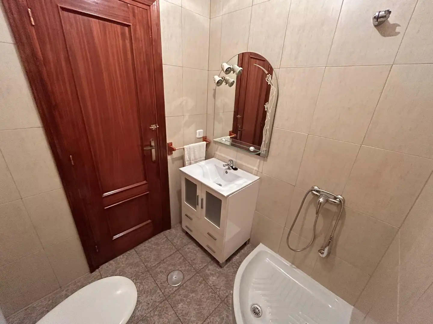 Bathroom of Flat for sale in Arroyo de la Luz  with Furnished