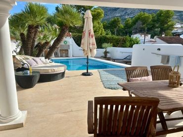 Casa con piscina en venta en El Montgó