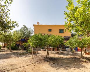 Vista exterior de Casa o xalet en venda en Godelleta amb Aire condicionat, Terrassa i Piscina