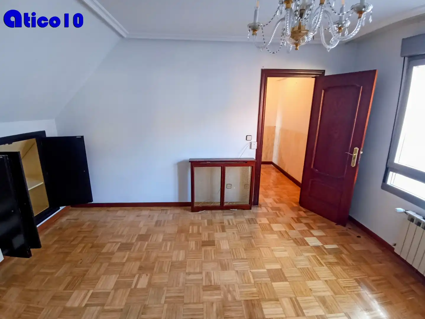 Living room of Attic for sale in Oviedo   with Heating, Parquet flooring and Terrace