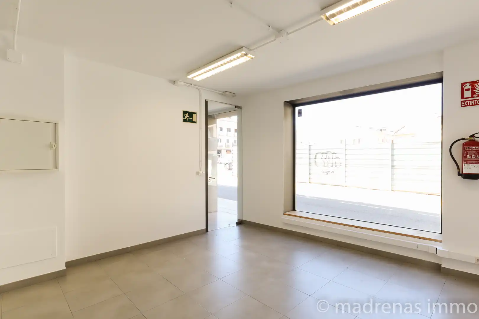 Locale commerciale in affitto a Carrer de Sant Cugat