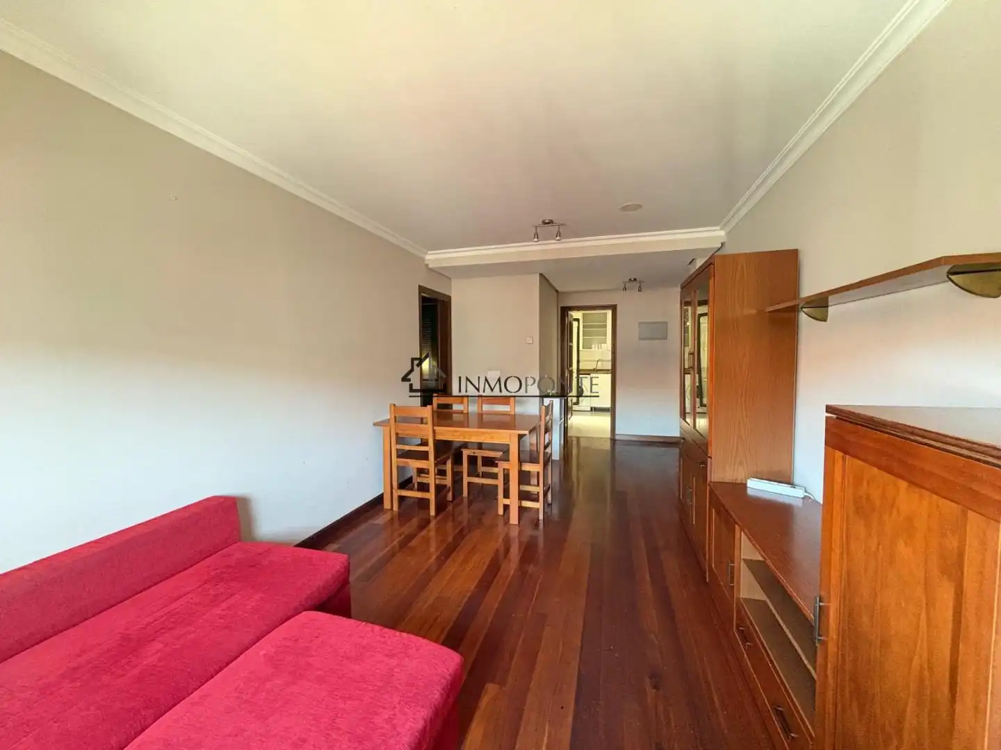 Sala d'estar de Apartament en venda en Pontevedra Capital  amb Calefacció i Traster