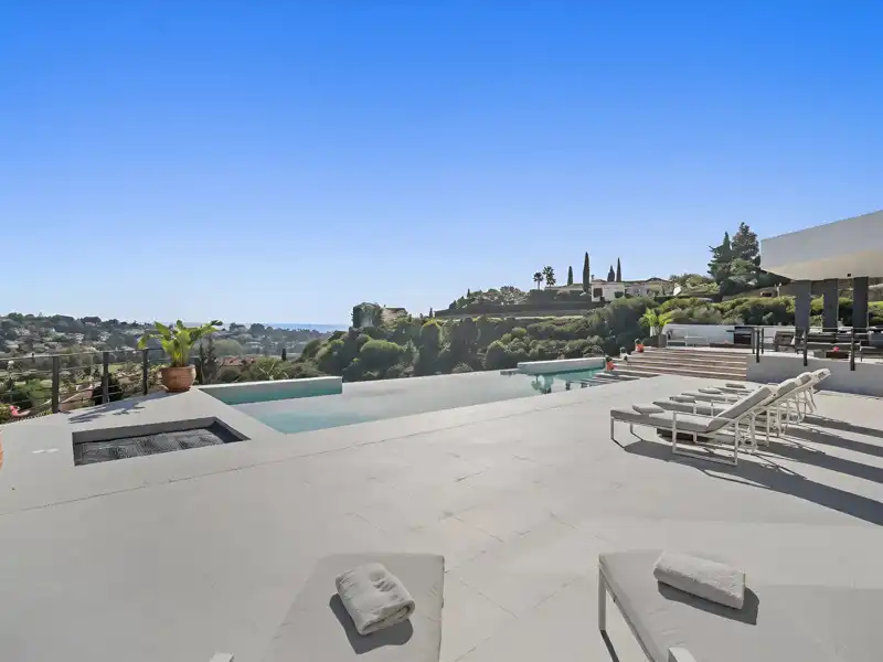 Villa mit Pool zum Verkauf in El Paraíso, imagen 18
