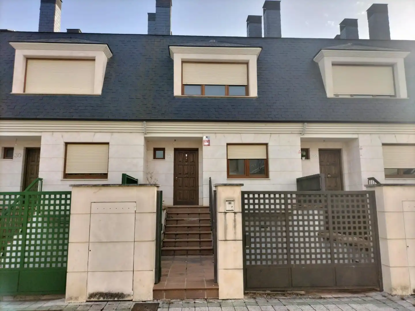 Vista exterior de Casa o xalet en venda en Palencia amb Calefacció i Parquet