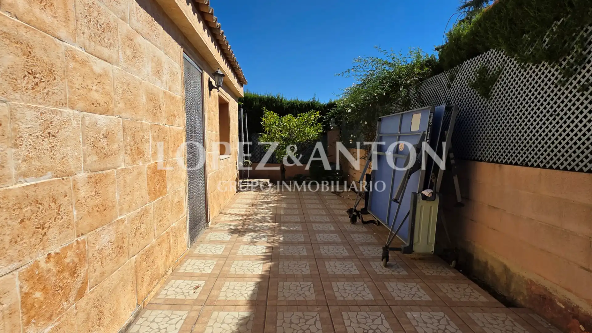Jardí de Casa o xalet en venda en L'Eliana amb Aire condicionat, Calefacció i Jardí privat