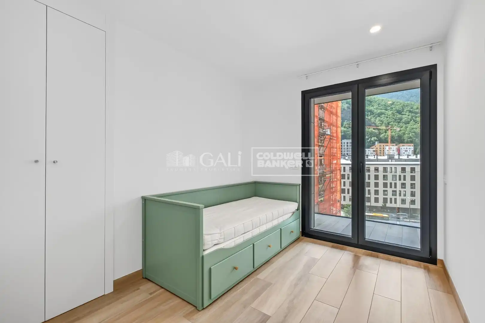 Flat with terrace to rent in Carrer de la Grau 5-7, imagen 17