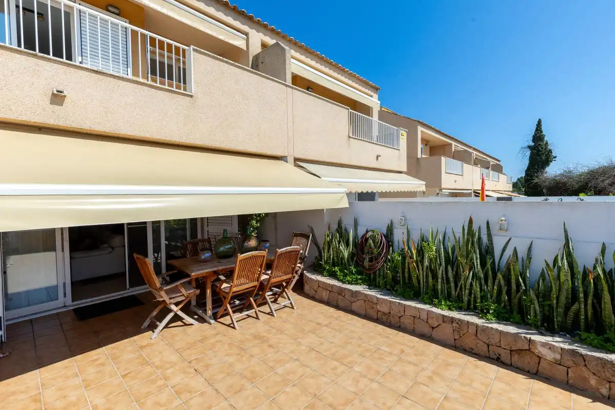 Terraza de Casa adosada en venta en Eivissa con Aire acondicionado, Calefacción y Jardín privado