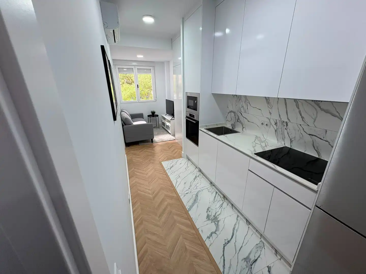 Kitchen of Flat for rent in Madrid  with Air Conditioner, Heating and Furnished