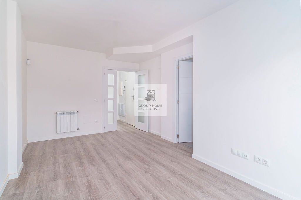 Flat to rent in  Madrid Capital  with Air Conditioner, Heating and Storage room