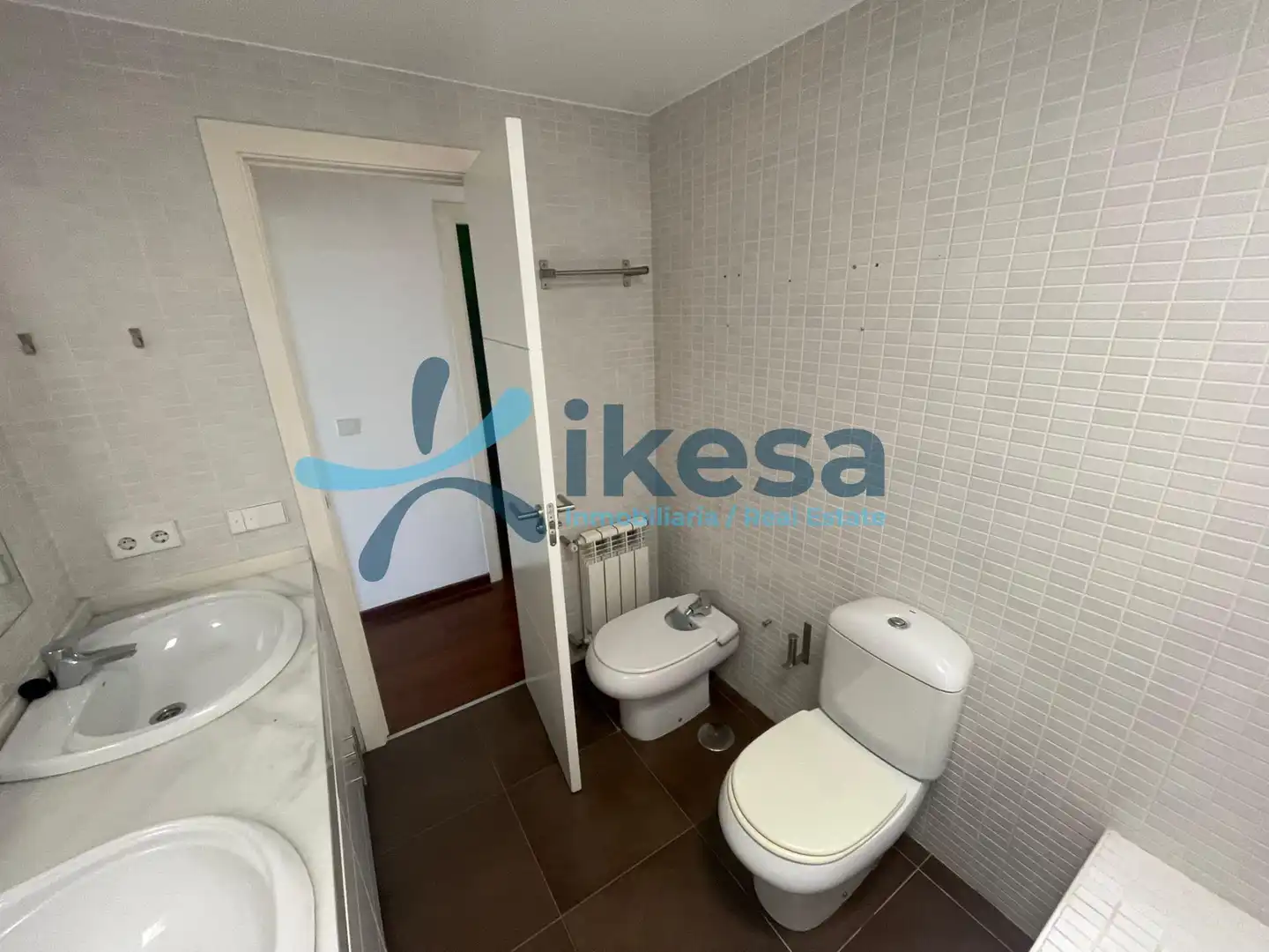 Casa o xalet en venda en Espartinas amb Jardí privat, Piscina i Piscina comunitària
