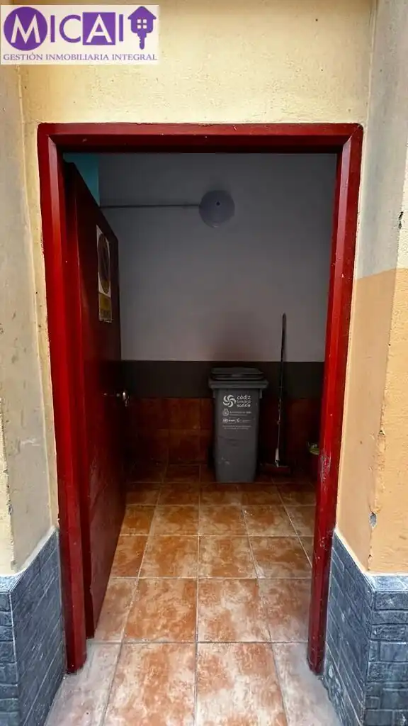 Trastero de alquiler en Alameda - Mentidero - Teatro Falla