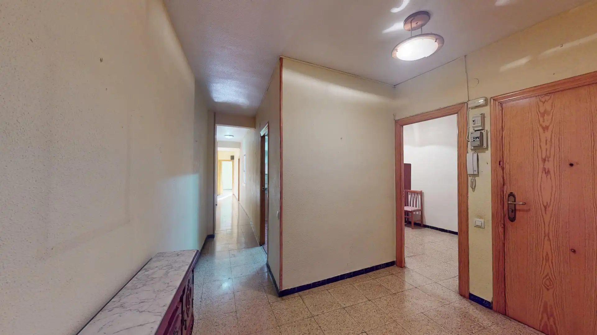 Flat for sale in Alicante / Alacant  with Air Conditioner and Balcony