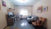Sala d'estar de Casa o xalet en venda en Paterna amb Aire condicionat i Terrassa