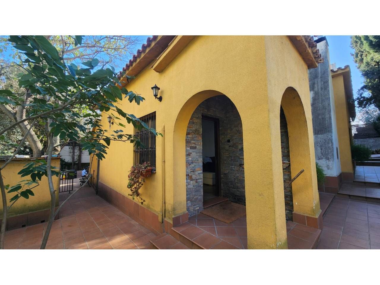 Exterior view of Houses for sale in Rubí  with Air Conditioner and Heating