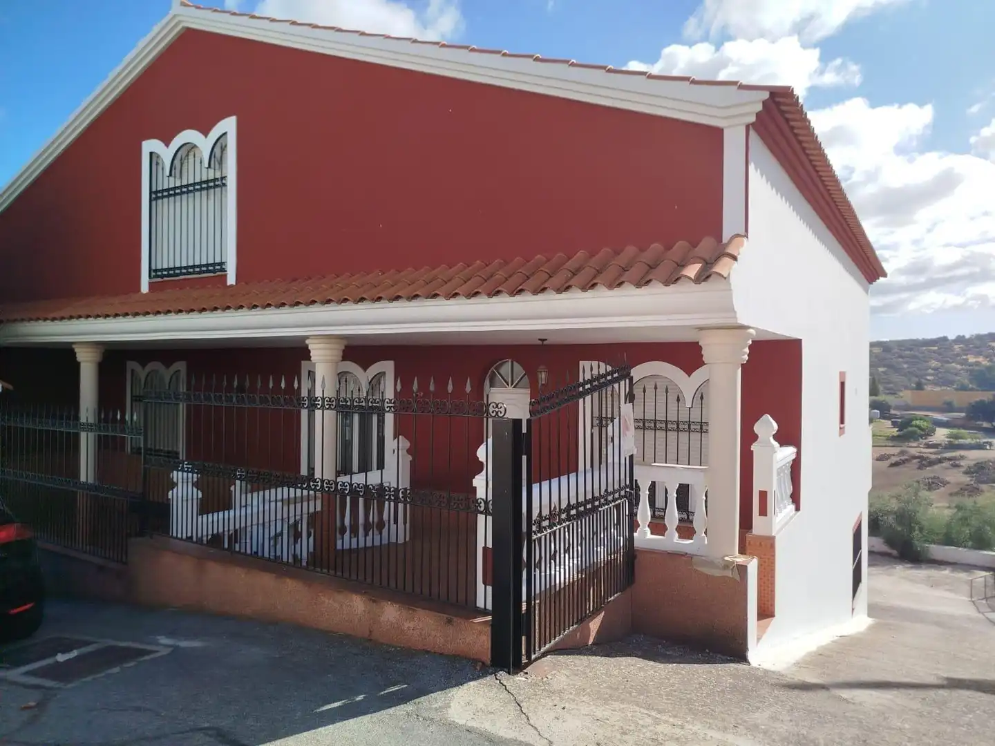Vista exterior de Casa o xalet en venda en Zahínos amb Jardí privat, Terrassa i Traster