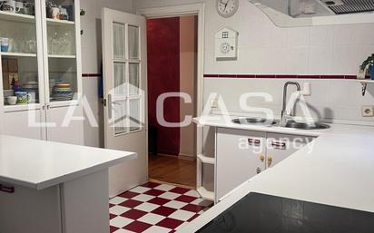 Kitchen of Flat for sale in Dos Hermanas