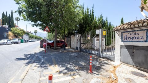 Foto 5 de Casa adosada en venta en Carretera de Huetor Vega, Camino de los Neveros - Serrallo, Granada Capital