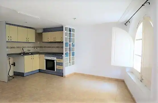 Piso en venta en ABAT ESCARRE PL.ENTRESUELO, 12, L'Arboç