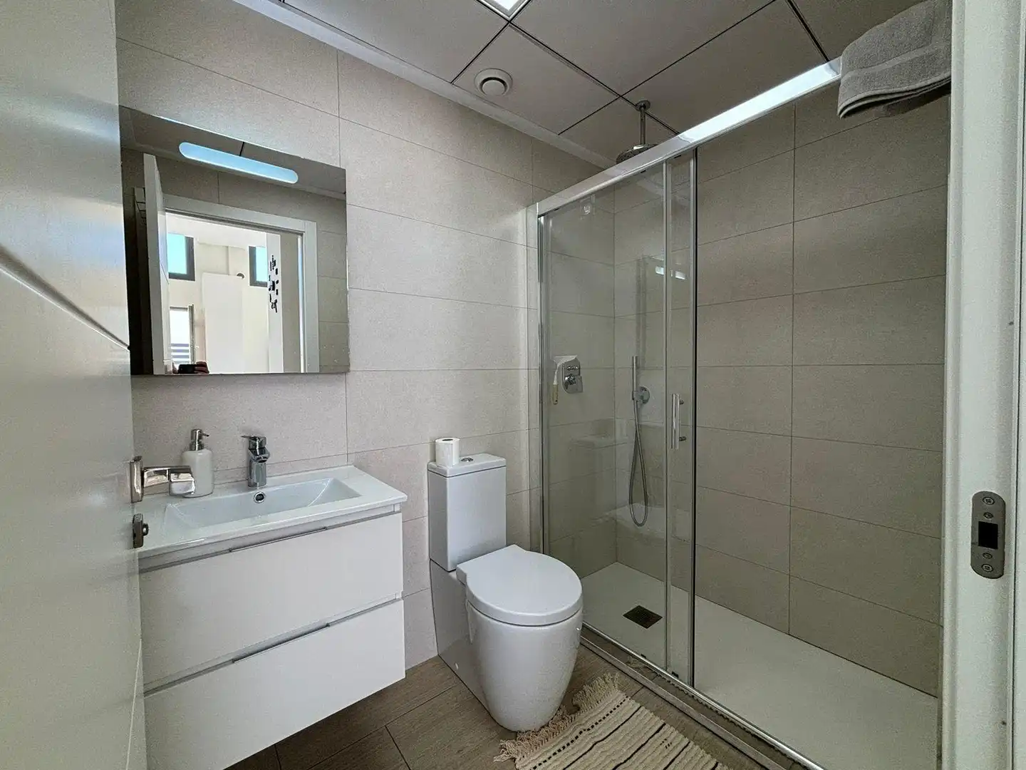 Baño de Casa o chalet de alquiler en Finestrat con Terraza