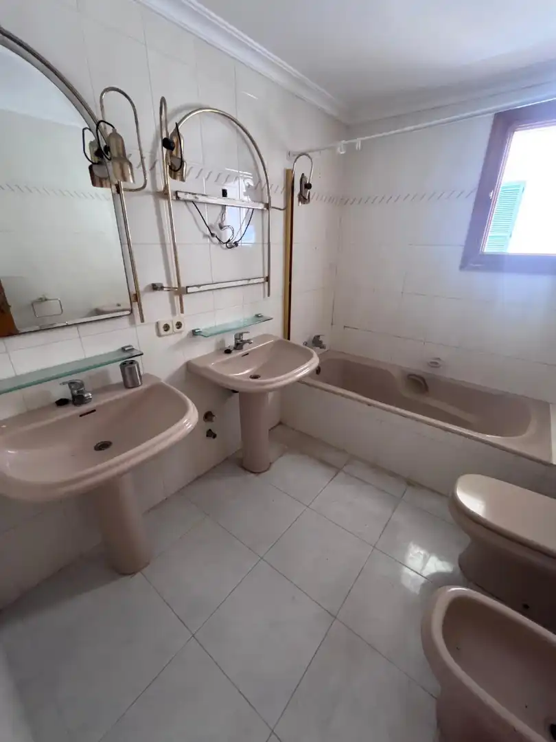 Baño de Casa adosada en venta en Capdepera con Jardín privado, Trastero y Balcón