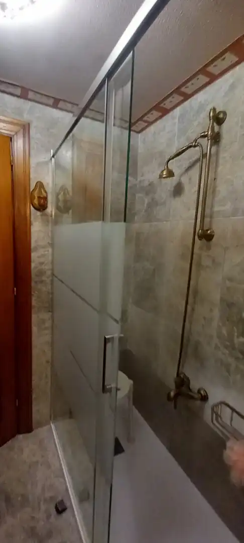 Baño de Piso en venta en Gijón  con Calefacción, Parquet y Terraza
