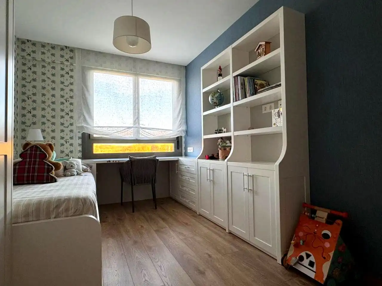Habitación de Piso en venta en Vitoria - Gasteiz con Calefacción, Terraza y Trastero