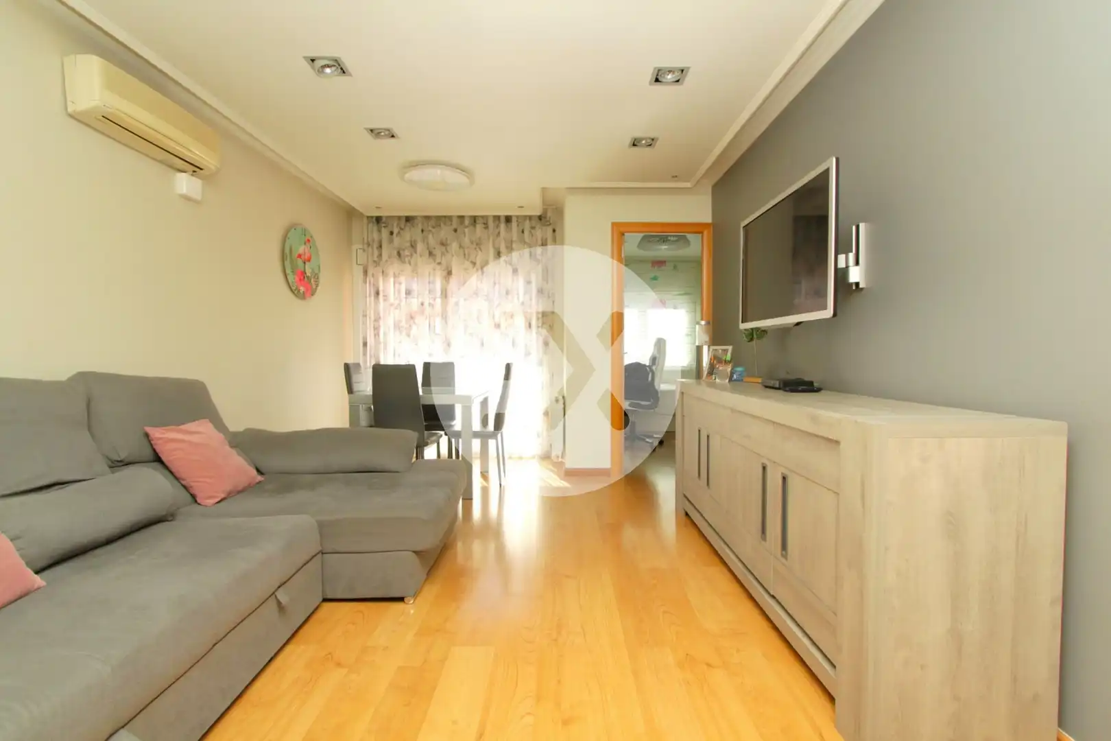Sala de estar de Piso en venta en Castelldefels con Aire acondicionado, Calefacción y Parquet