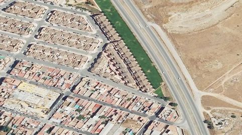 Foto 2 de Piso en venta en Calle Pontevedra, Nueva Alcalá, Alcalá de Guadaira