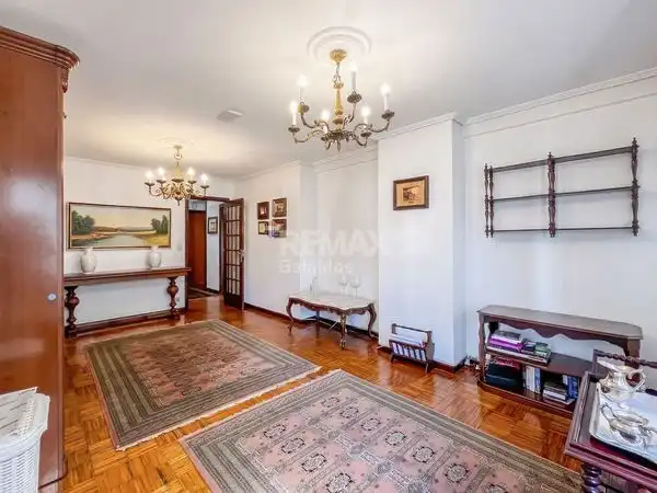 Living room of Flat for sale in Vigo   with Heating, Parquet flooring and Storage room